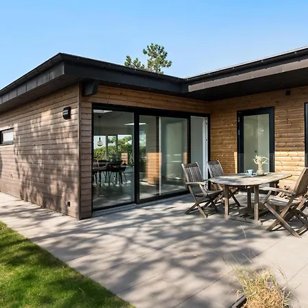 度假居 3 Bedroom Lovely In Martofte