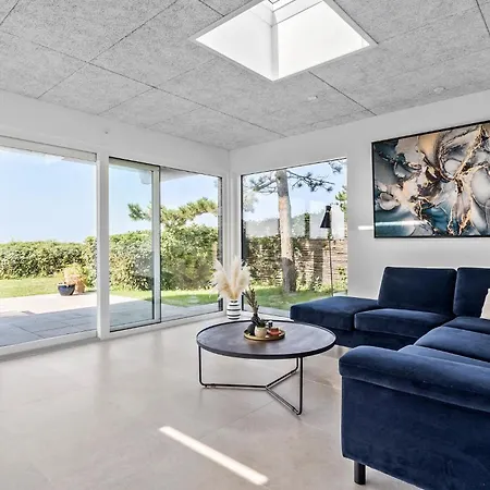 3 Bedroom Lovely In *