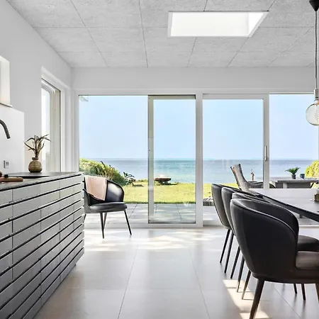 Holiday home In With Kitchen