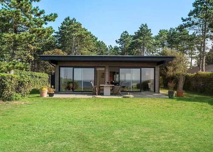 3 Bedroom Lovely In Martofte