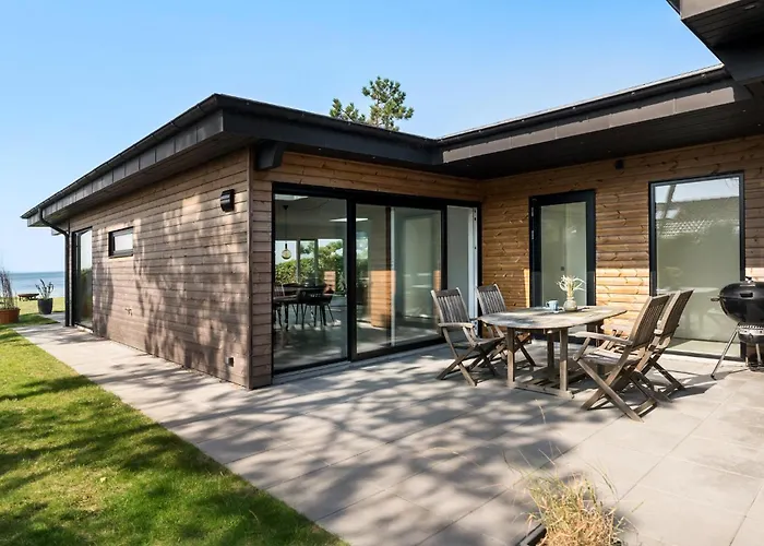 Holiday home 3 Bedroom Lovely In Martofte