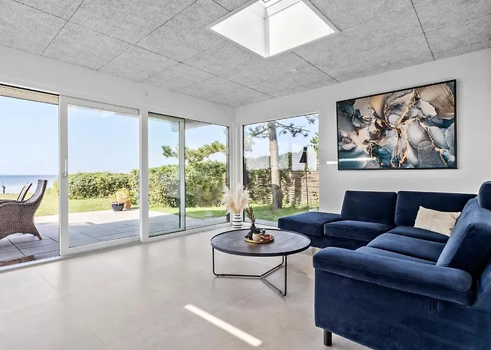 3 Bedroom Lovely In *