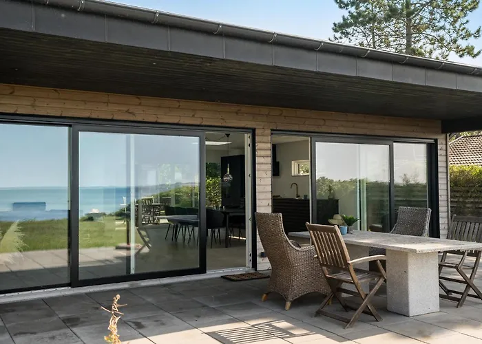 3 Bedroom Lovely In Holiday home *